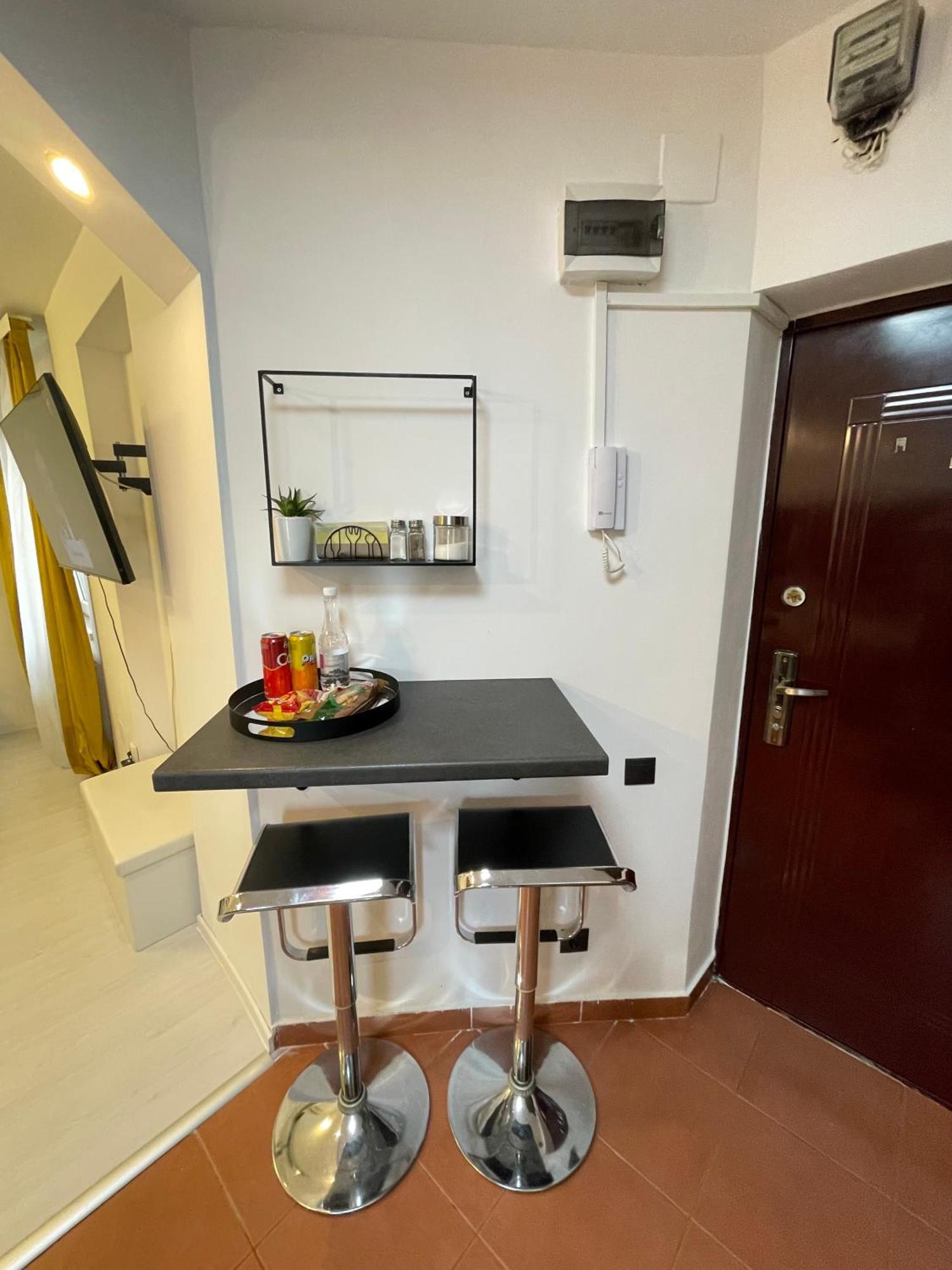 Matt Studio Bukares Bagian luar foto